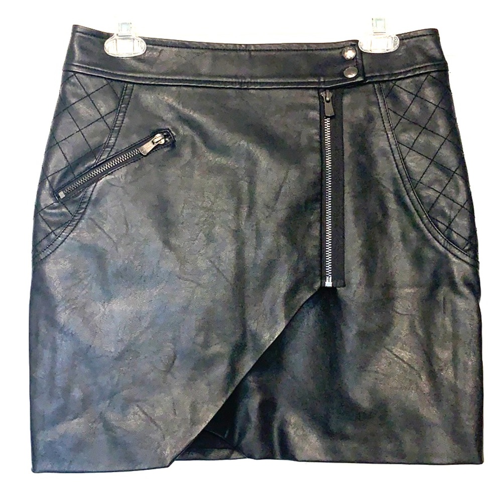 Guess Faux leather mini skirt size 8